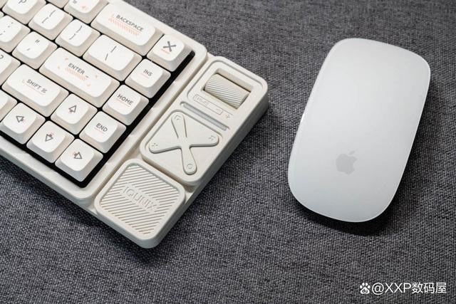 苹果Mac用户的终极伴侣! IQUNIX MG65 Pro矮轴机械键盘体验测评(图8) 苹果Mac用户的终极伴侣! IQUNIX MG65 Pro矮轴机械键盘体验测评(图8)