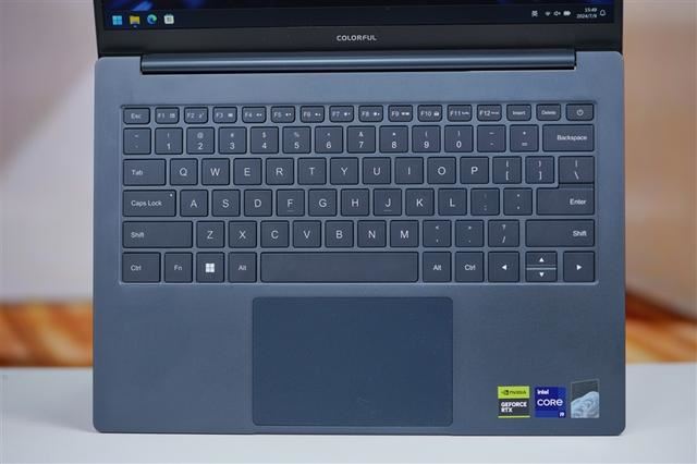酷睿i9+RTX 4070仅有1.53kg! 七彩虹源N14全能本AI PC评测(图6) 酷睿i9+RTX 4070仅有1.53kg! 七彩虹源N14全能本AI PC评测(图6)
