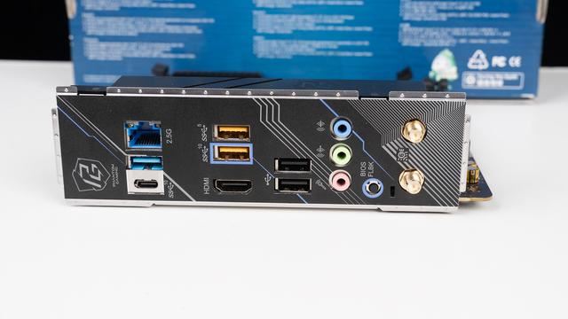 华擎A620I Lightning+金百达黑刃D5性能体验测评(图9) 华擎A620I Lightning+金百达黑刃D5性能体验测评(图9)