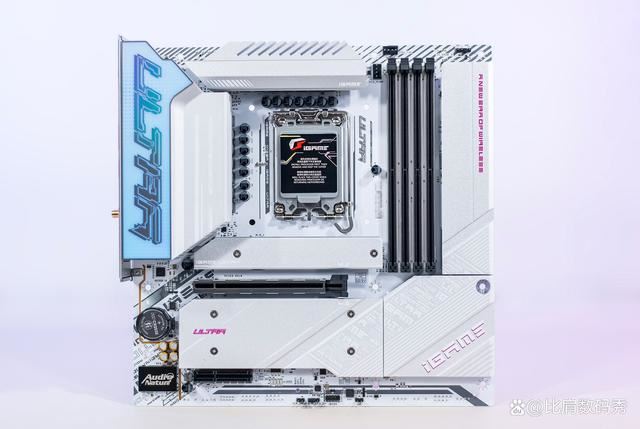 超简洁海景房主机必备! 七彩虹iGame B760M ULTRA Z主板评测(图3) 超简洁海景房主机必备! 七彩虹iGame B760M ULTRA Z主板评测(图3)