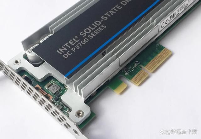 升级电脑却买错了SSD? 一篇看完2024常见固态硬盘种类及相关参数科普(图6) 升级电脑却买错了SSD? 一篇看完2024常见固态硬盘种类及相关参数科普(图6)